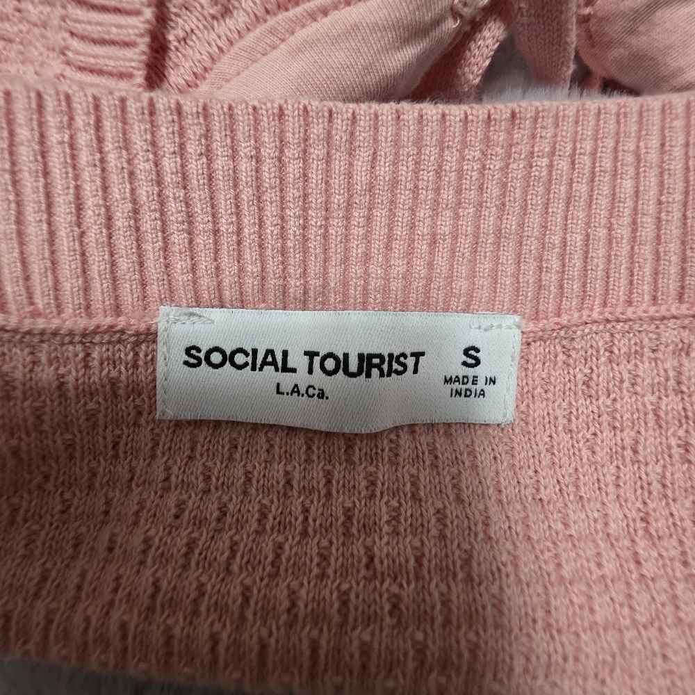 Social Tourist Pink Heart Halter Top Knit Size Small - Picture 7 of 9
